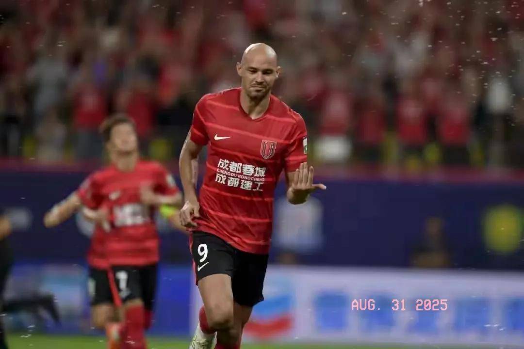 场全取三分 场全取三分