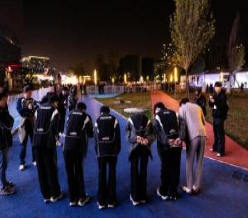 更像是延迟 更像是延迟