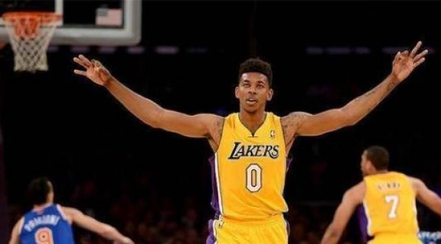 EG在丢分 EG在丢分